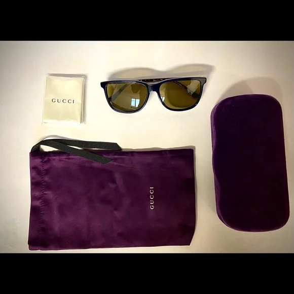 GUCCI SUNGLASSES - Picture 5 of 5